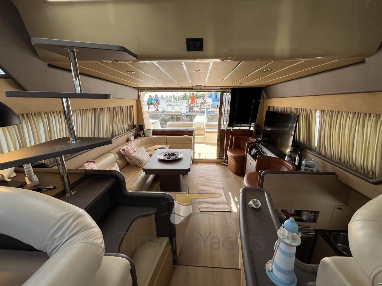 Ferretti 530