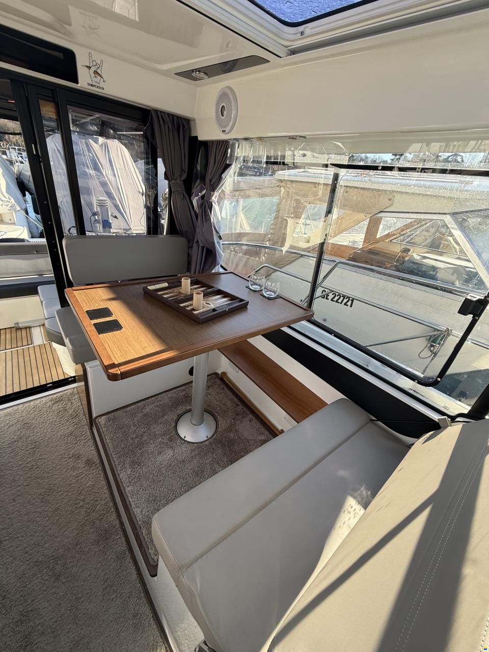 Jeanneau MERRY FISHER 895