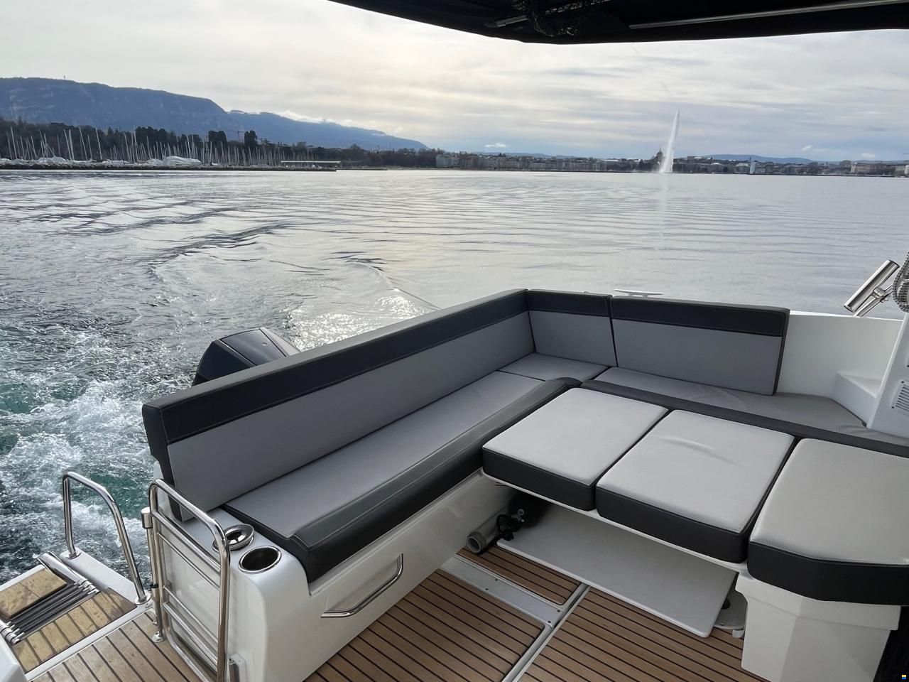 Jeanneau MERRY FISHER 895