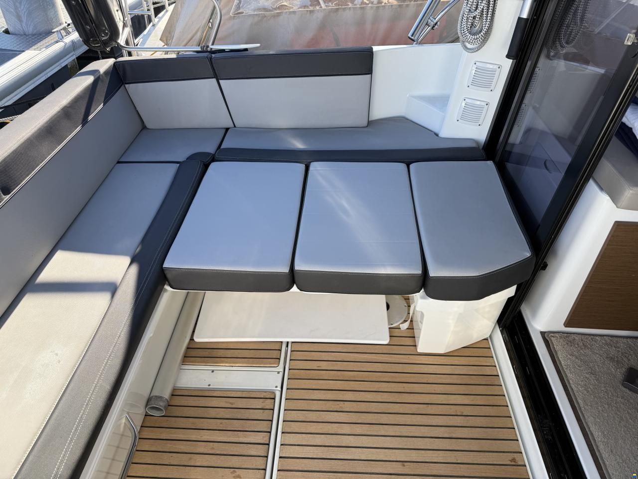 Jeanneau MERRY FISHER 895