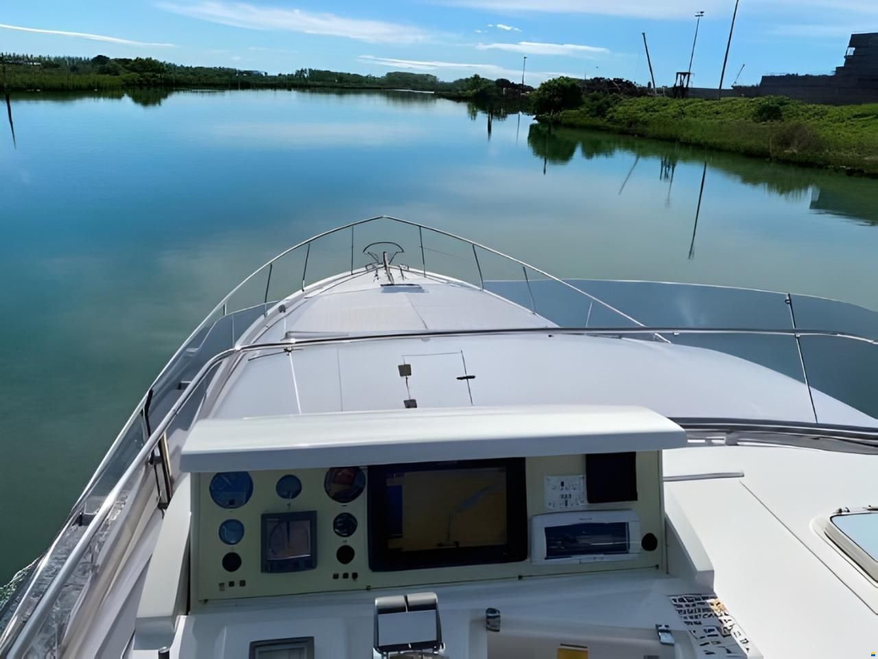 Ferretti 550
