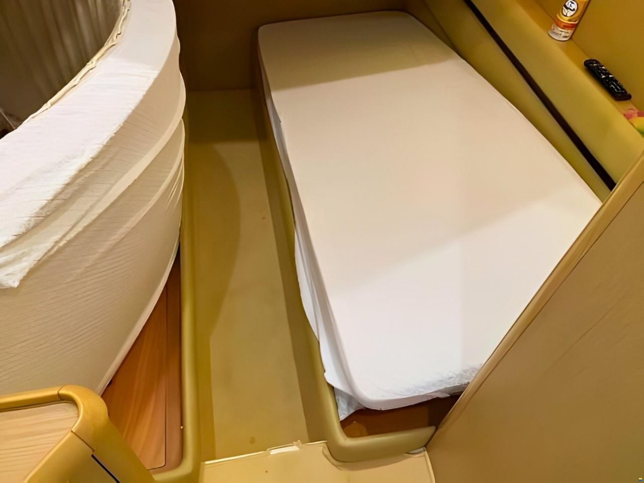Ferretti 550