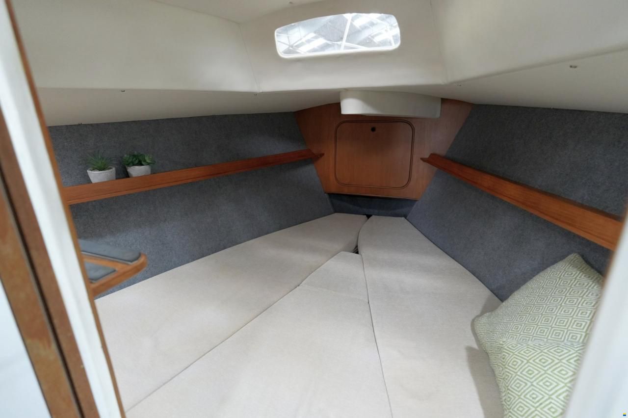 Camper & Nicholsons 35