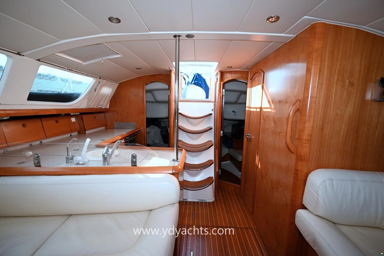 Jeanneau Sun Odyssey 43 DS Legende