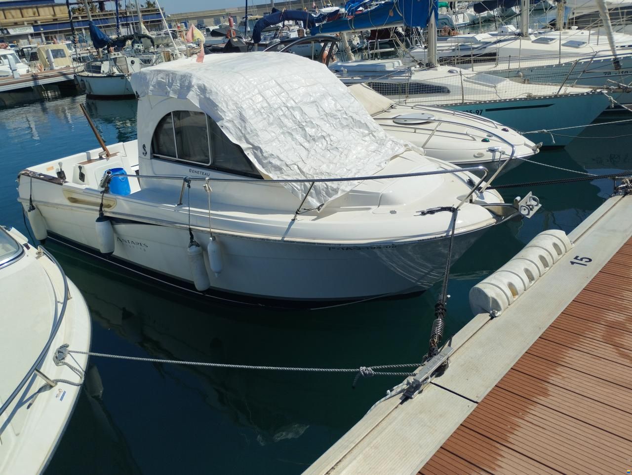 Beneteau Antares 6 IB FISHING