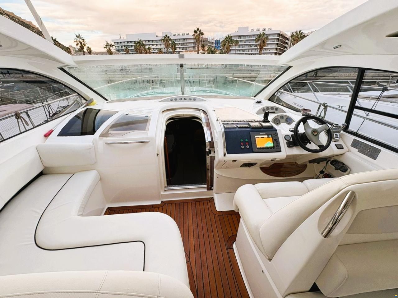 Fairline Targa 52