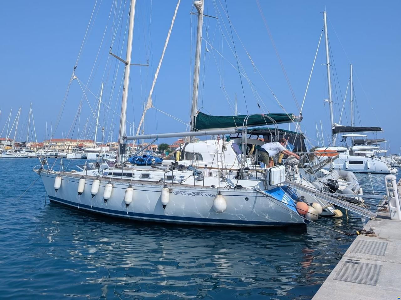 Beneteau First 405