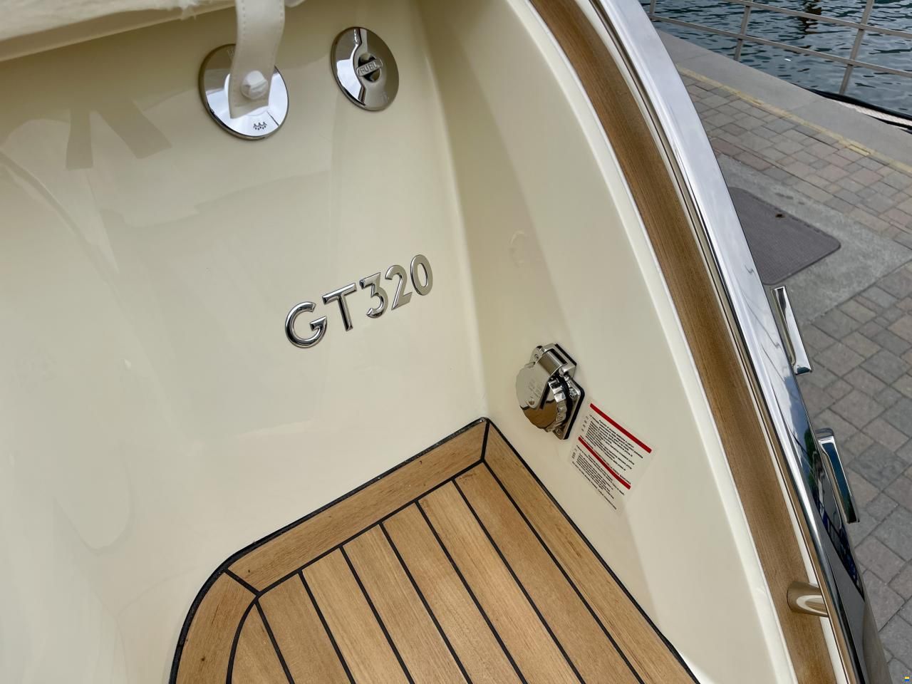 Invictus 320 GT NUOVA in