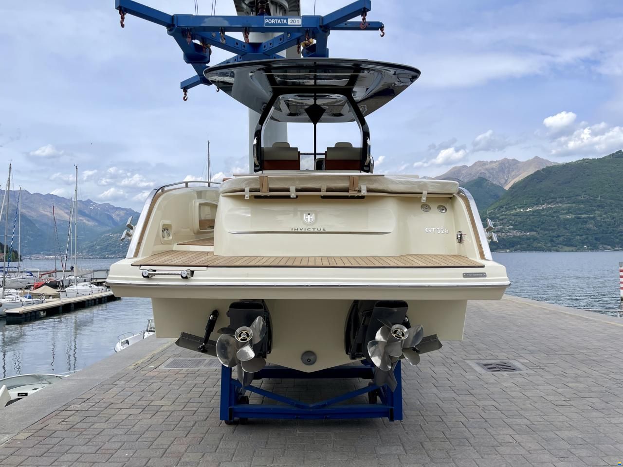 Invictus 320 GT NUOVA in