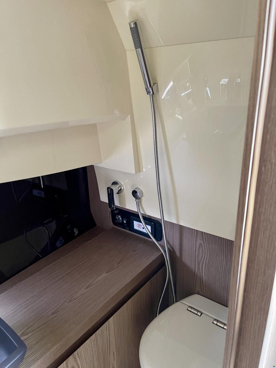 Invictus 320 GT NUOVA in