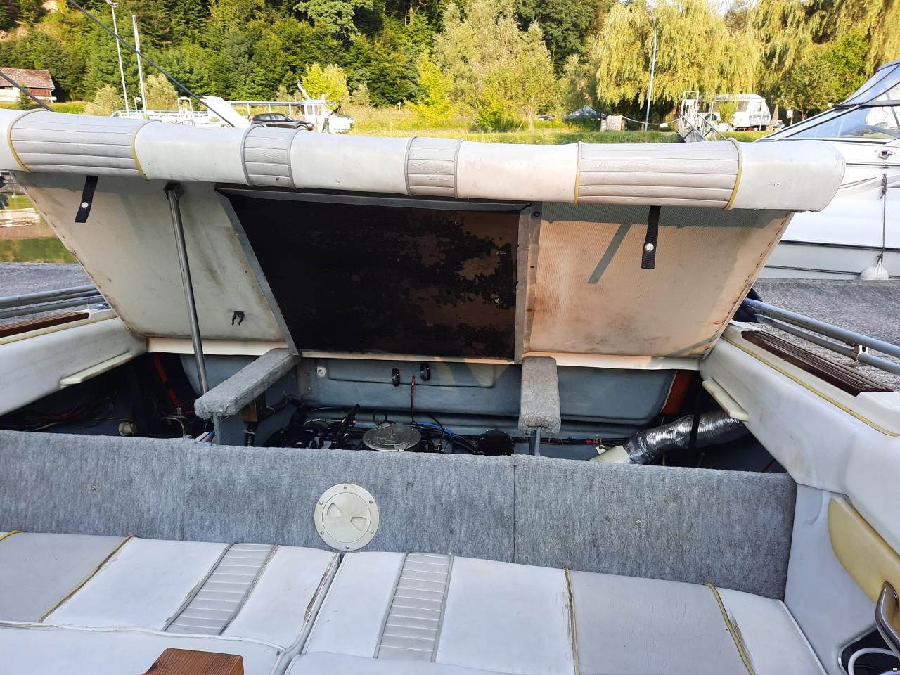 Sea Ray 220 OV