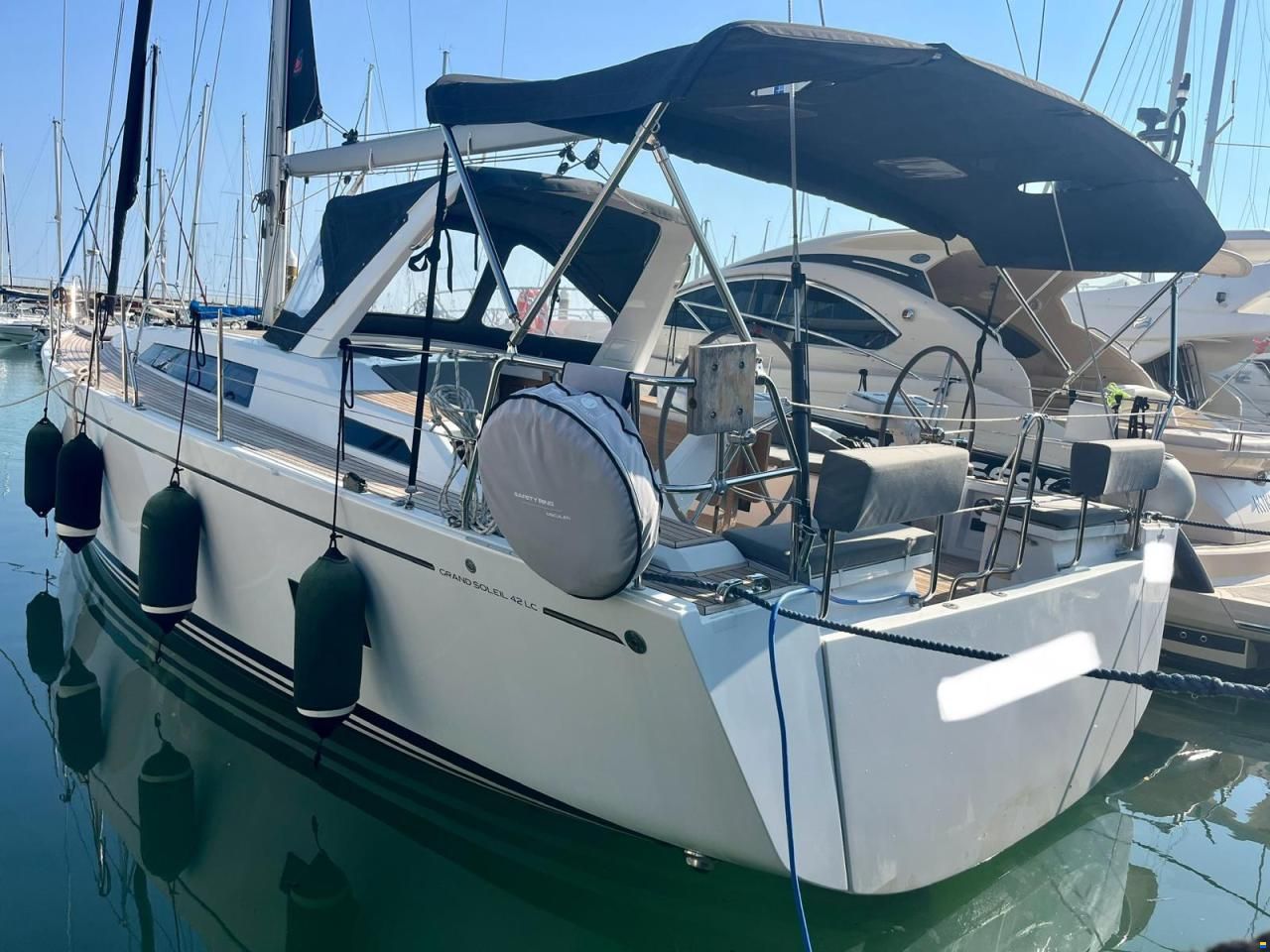 Grand Soleil Long Cruise 42