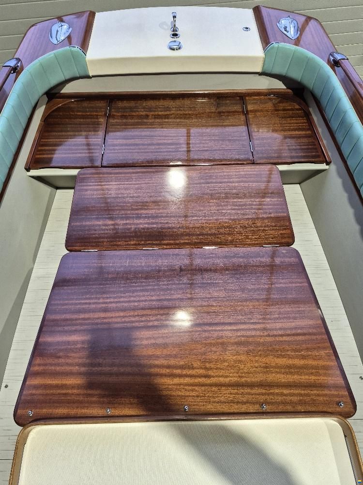 Riva Junior