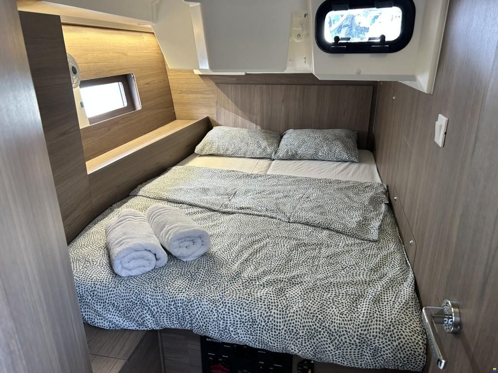 Beneteau Oceanis 47