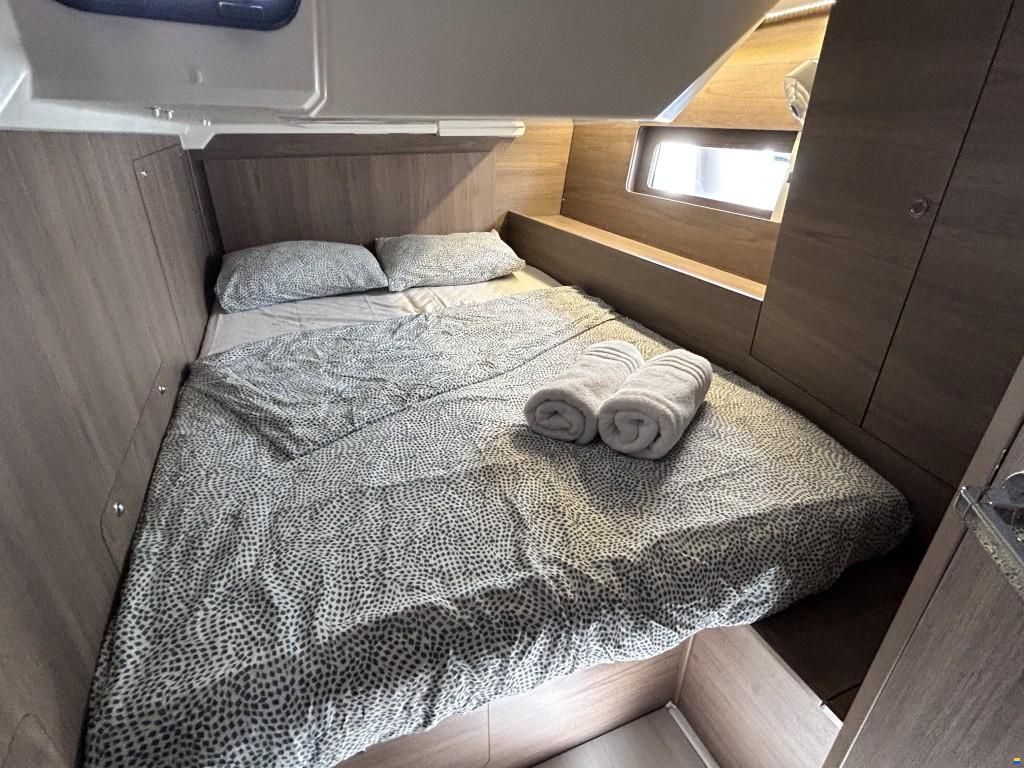 Beneteau Oceanis 47