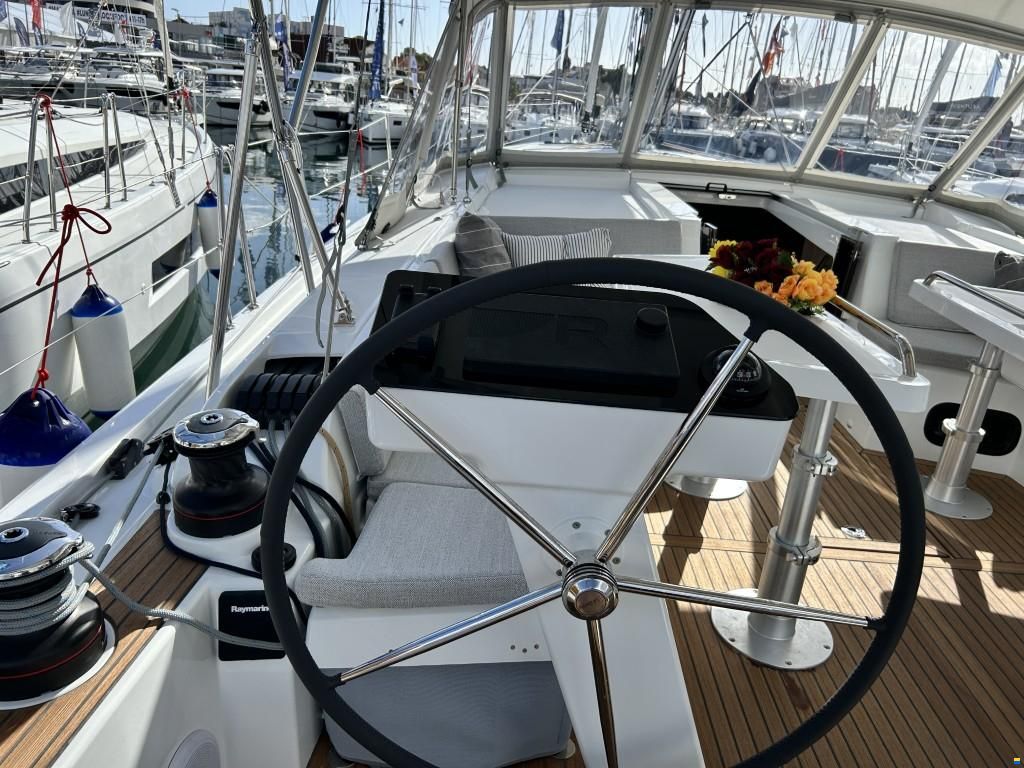 Beneteau Oceanis 47