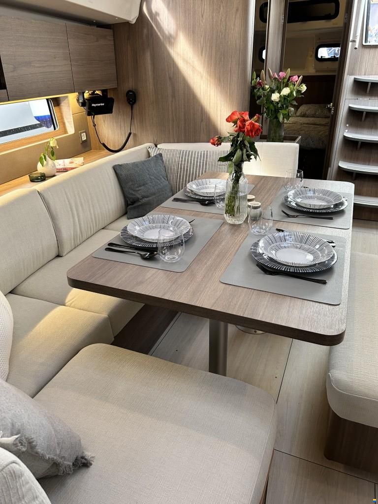 Beneteau Oceanis 47