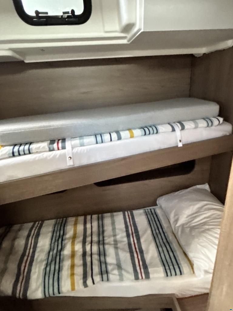 Beneteau Oceanis 52