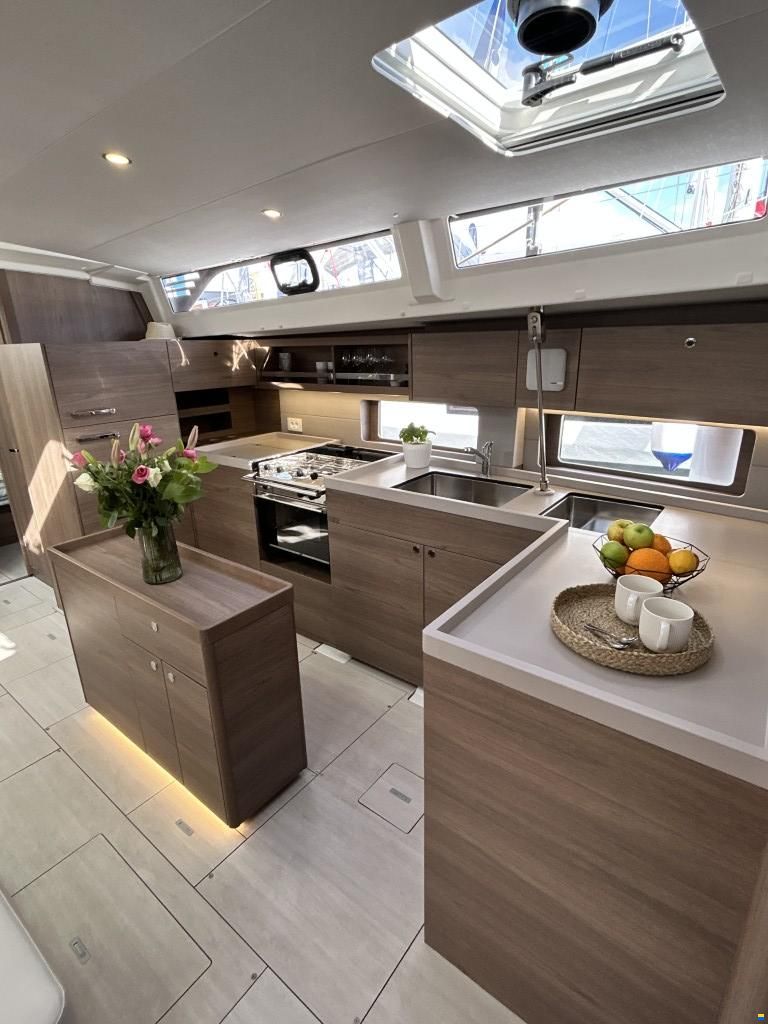 Beneteau Oceanis 52