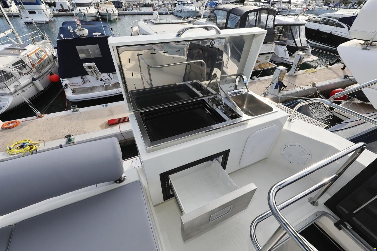 Cobra Seamaster 45