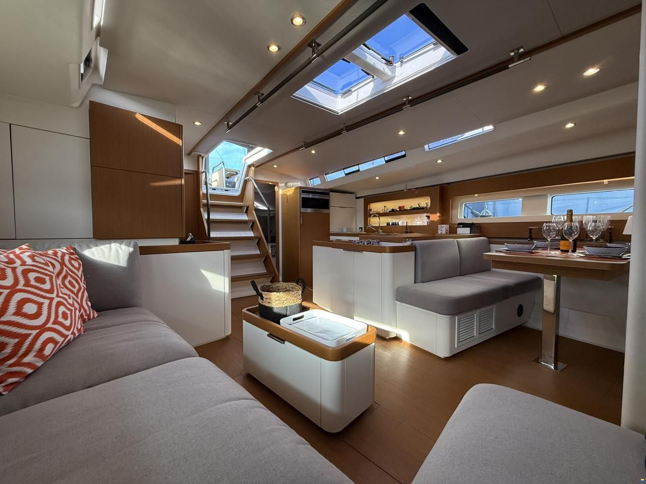 Beneteau First 53