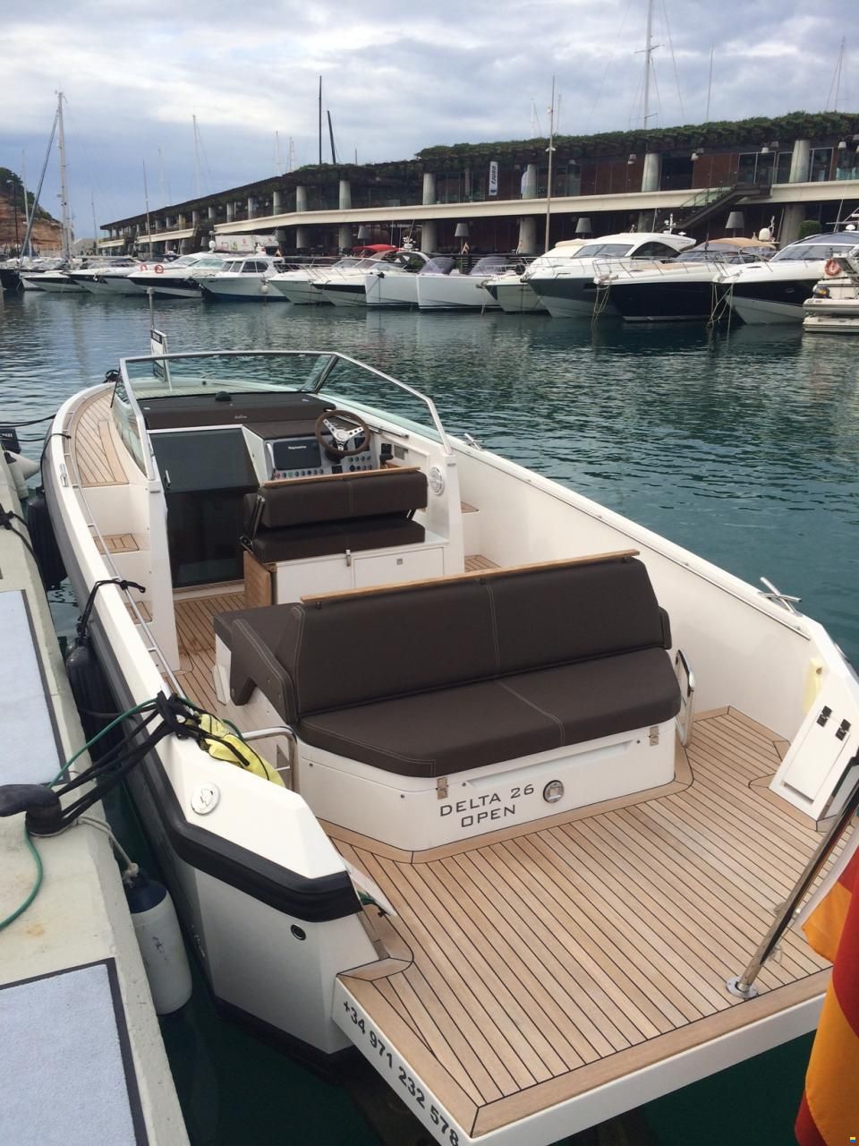 Delta Powerboats 26 open