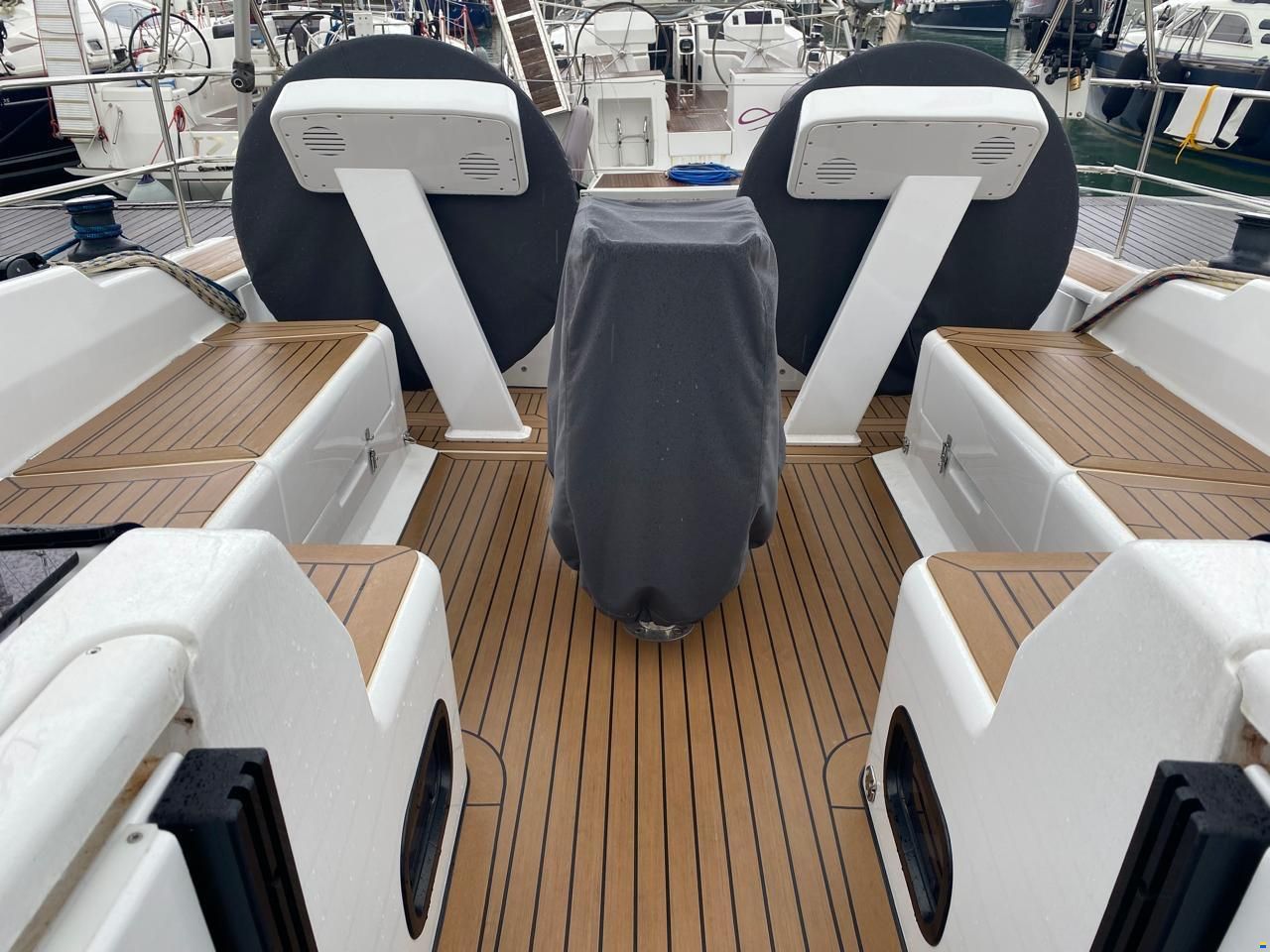 Hanse 458
