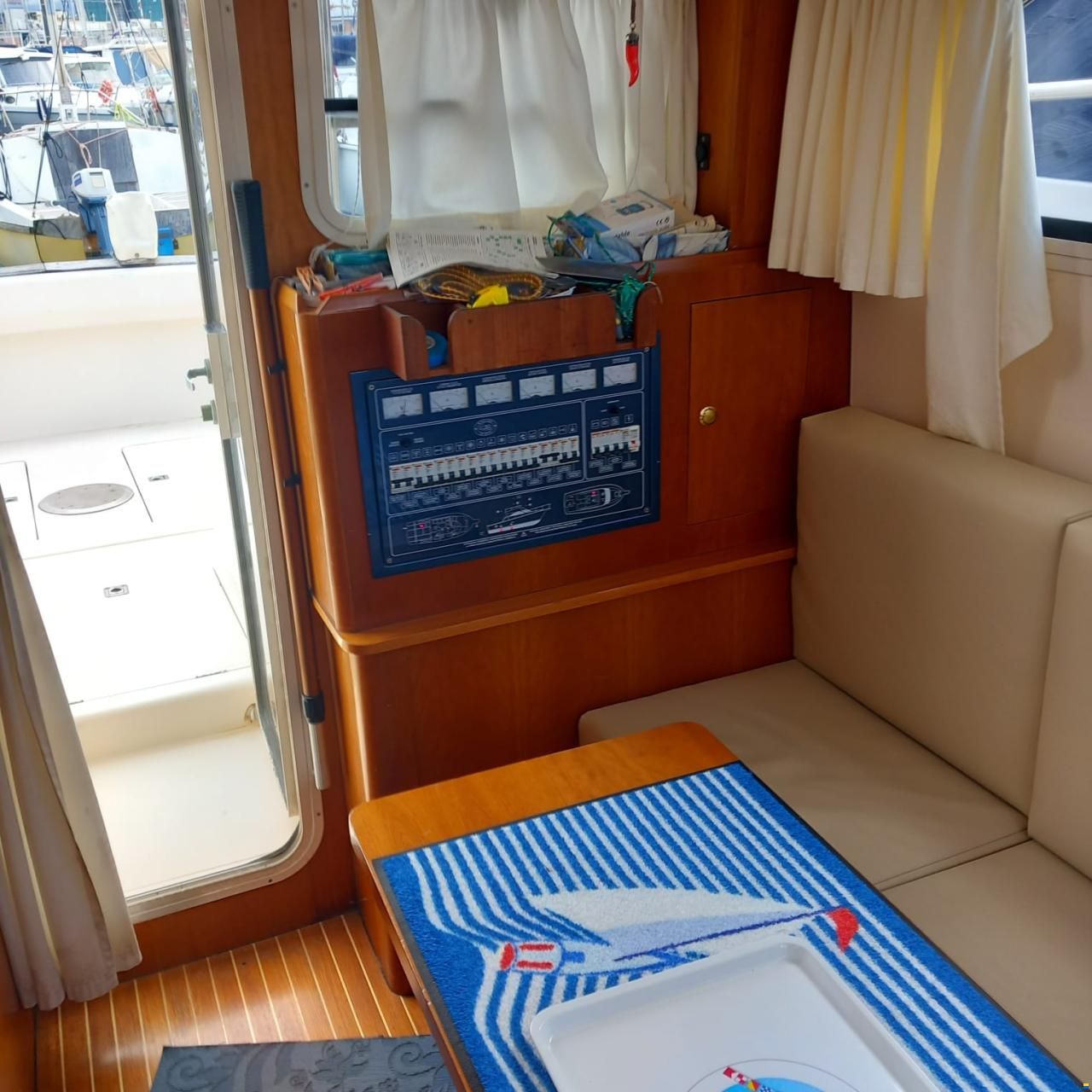 Cayman 30 Fly