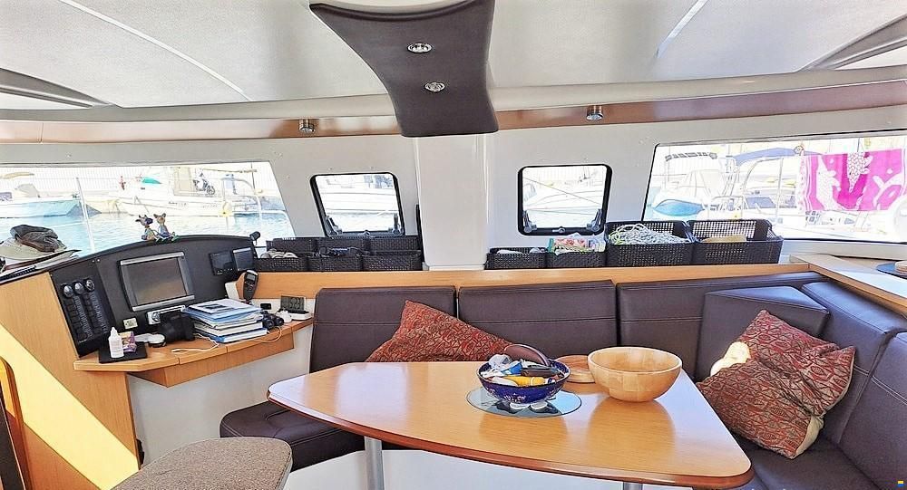 Fountaine Pajot Lipari 41