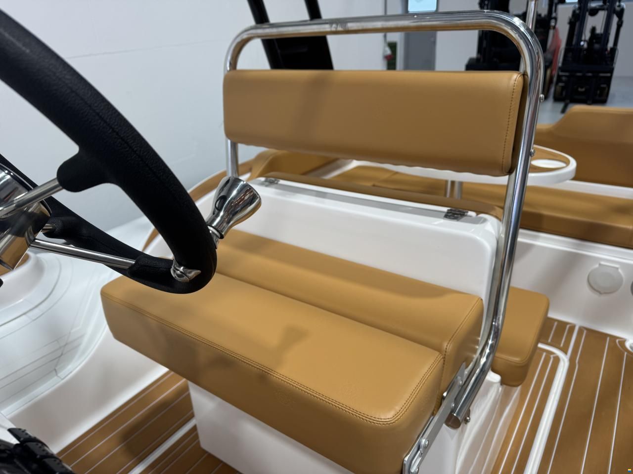 Lariba 660 Luxury