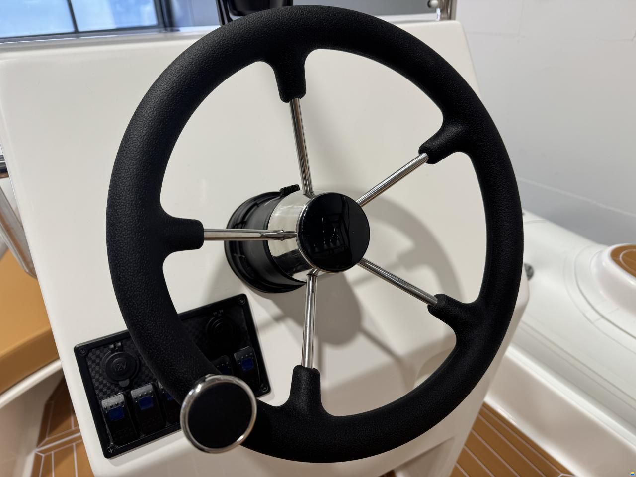 Lariba 660 Luxury