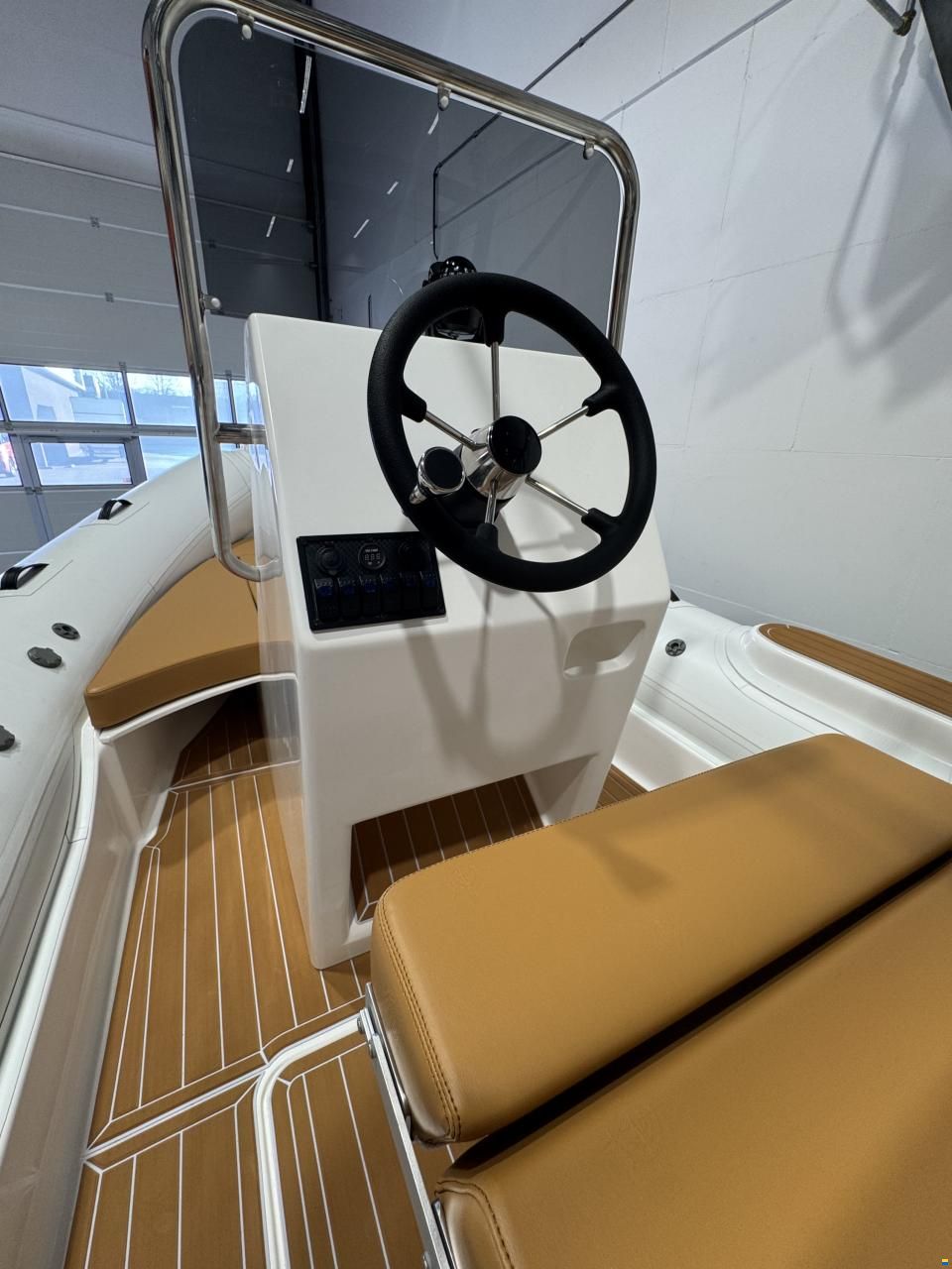 Lariba 660 Luxury
