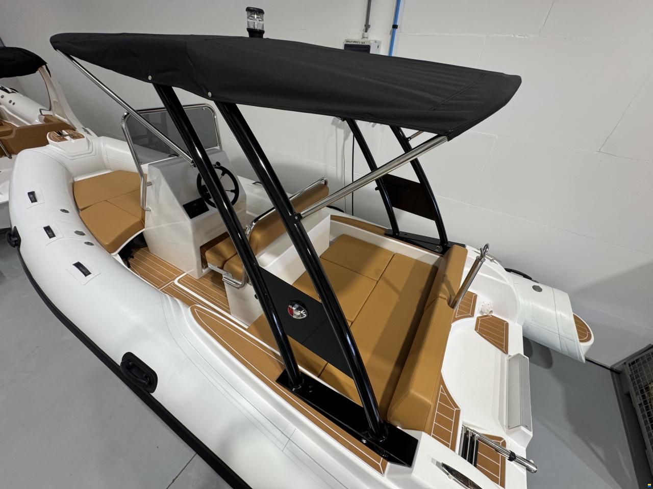 Lariba 580 Luxury