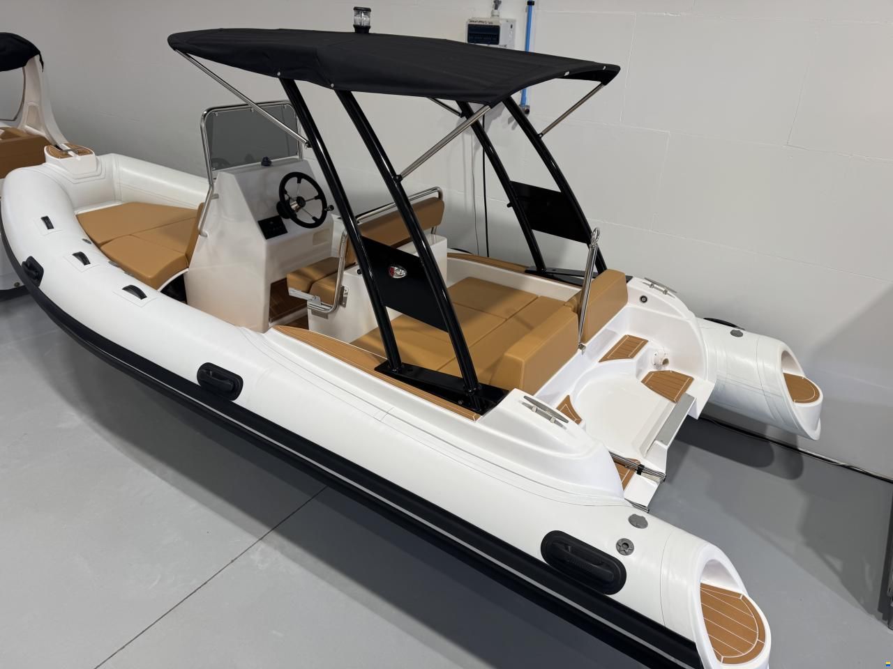 Lariba 580 Luxury