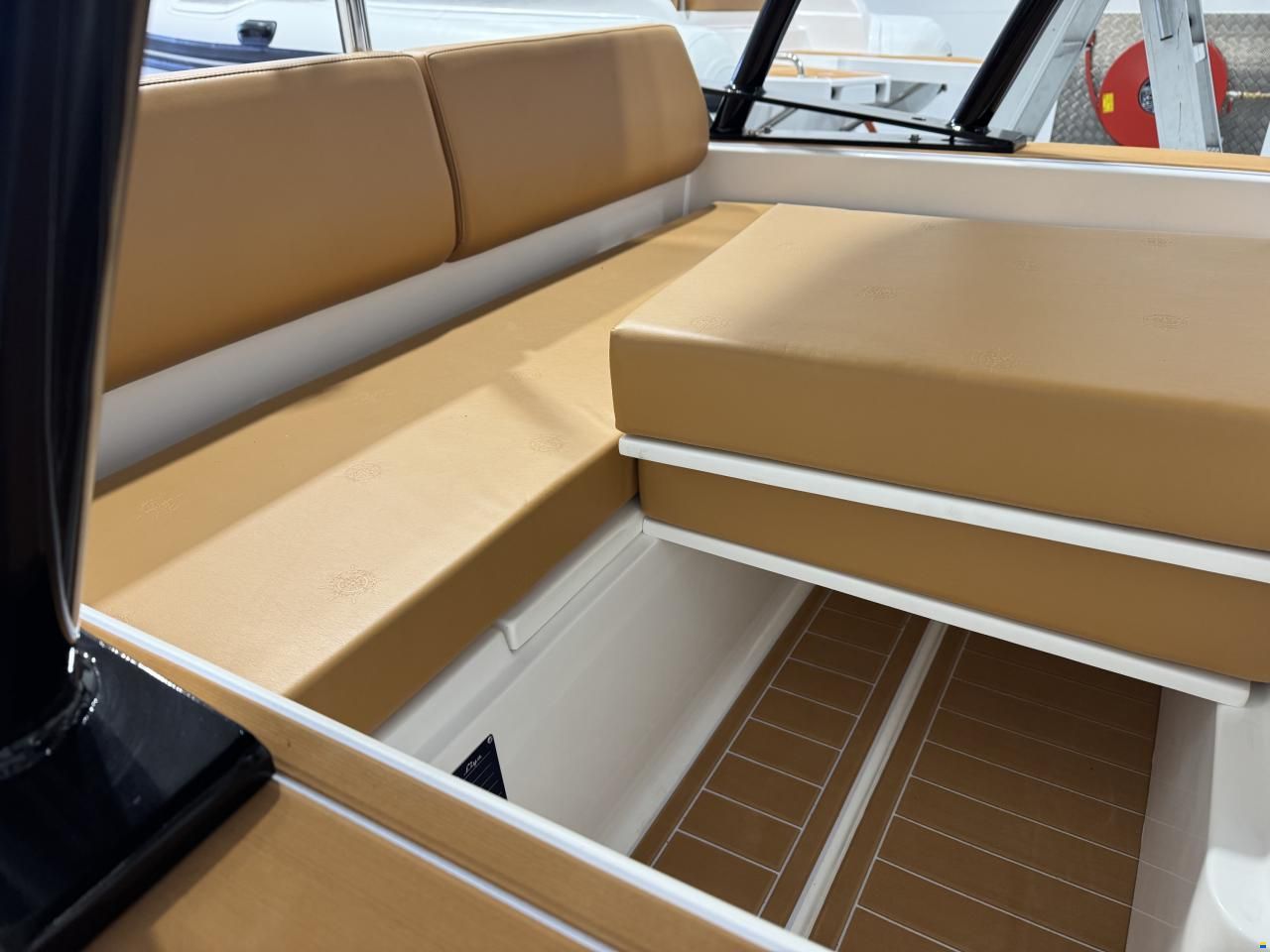 Lariba 580 Luxury