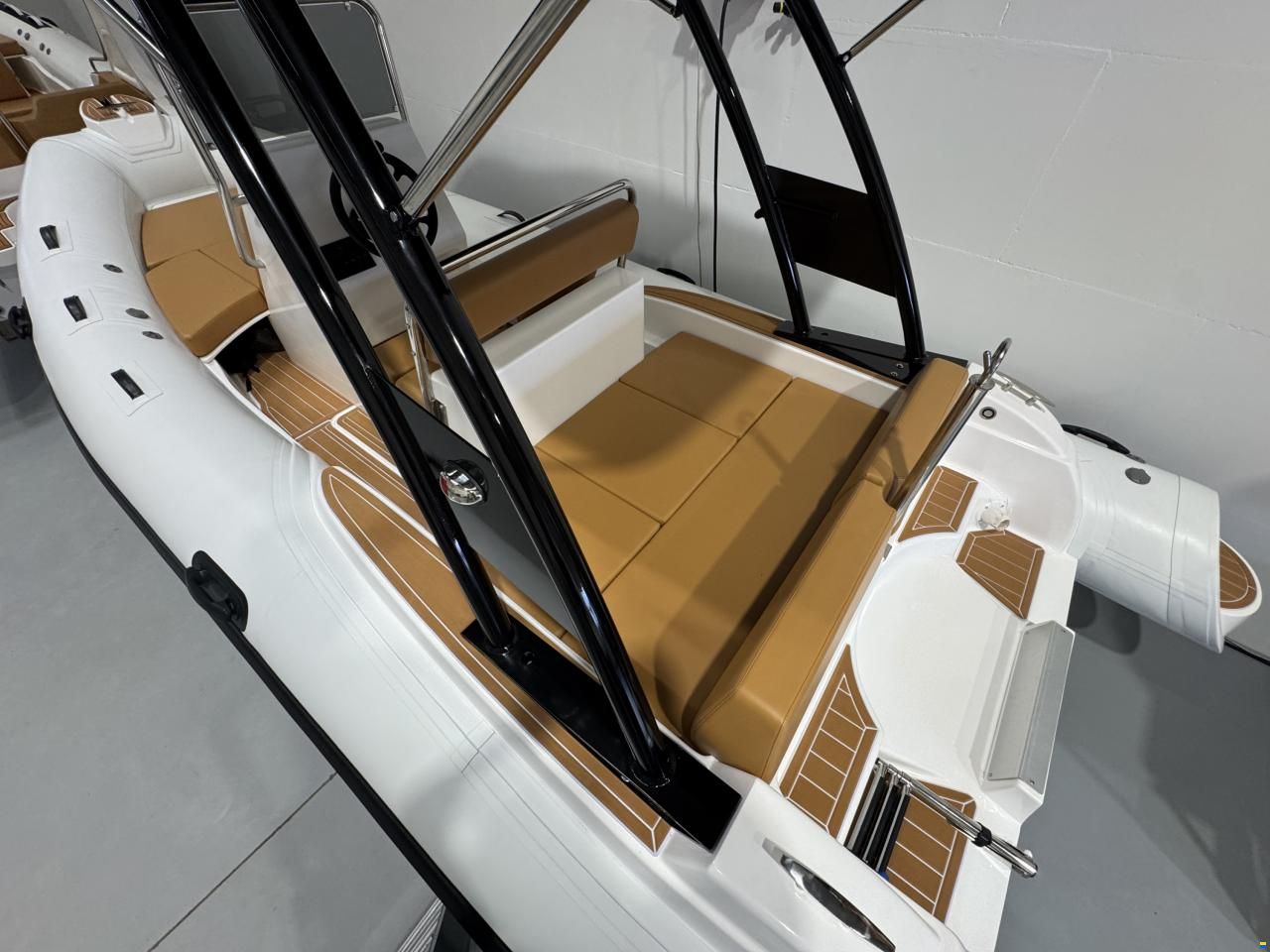 Lariba 580 Luxury