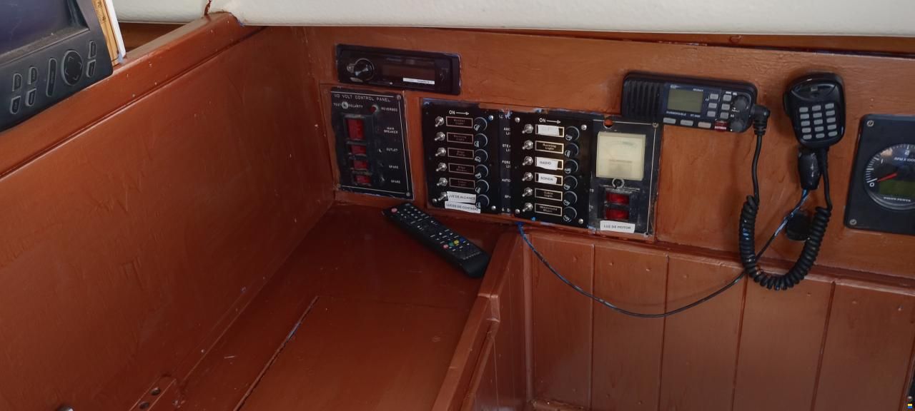 Contessa 32