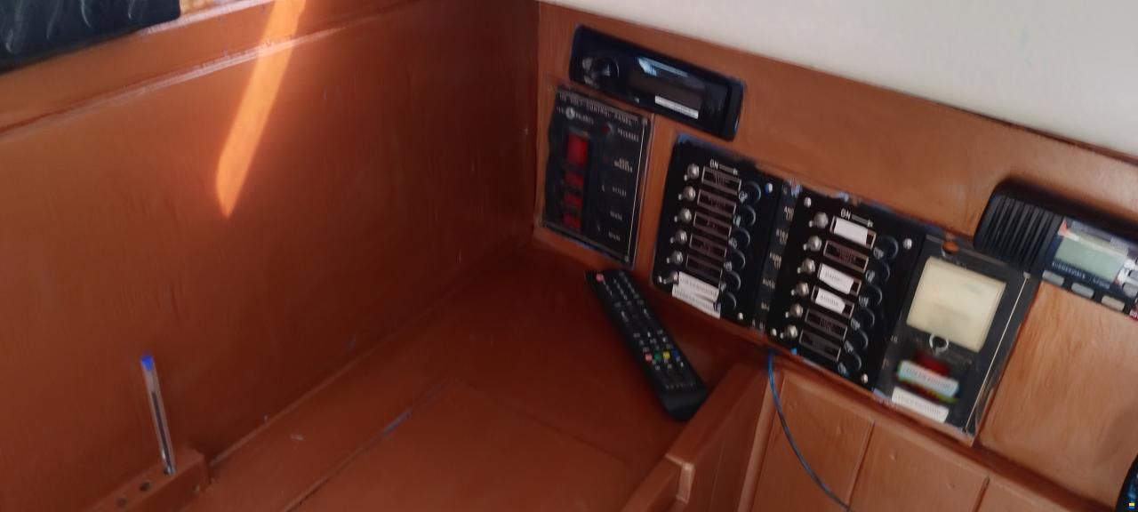 Contessa 32