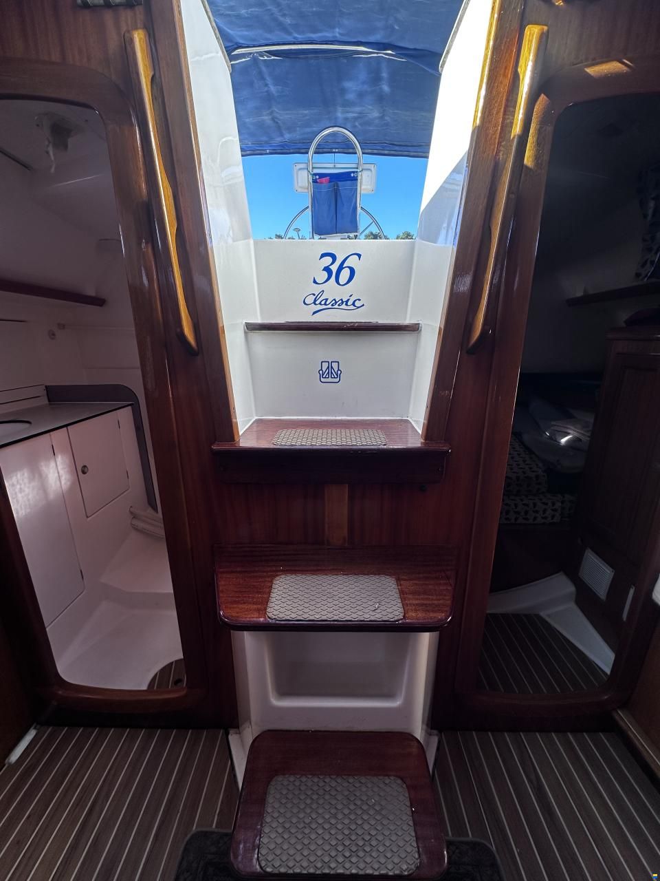 Dufour 36 Classic