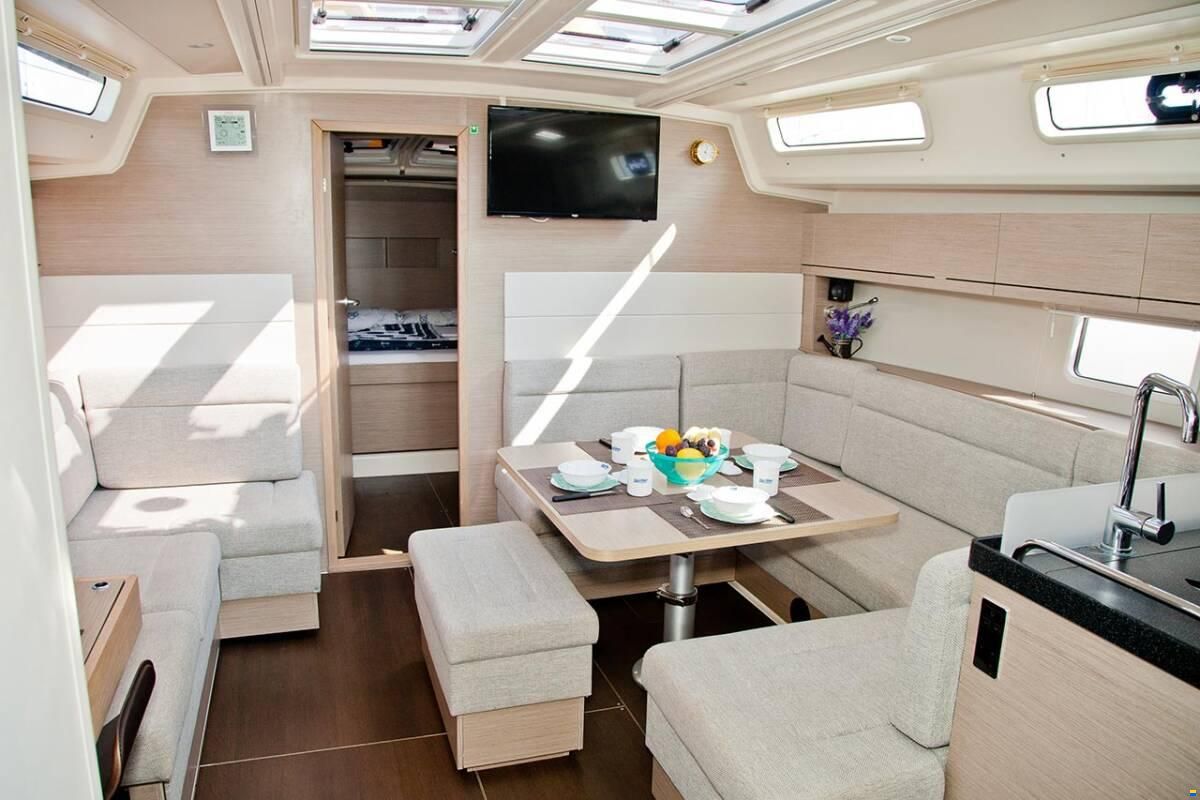 Hanse 458