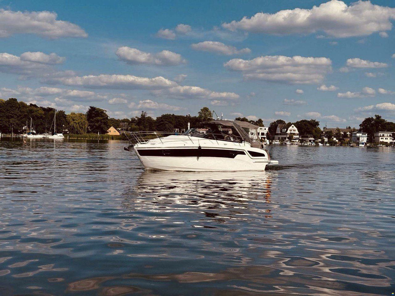 Bavaria S33 OPEN