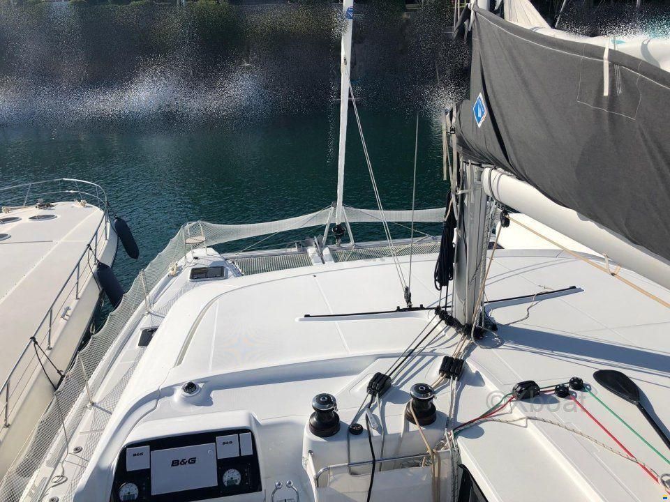 Lagoon 42