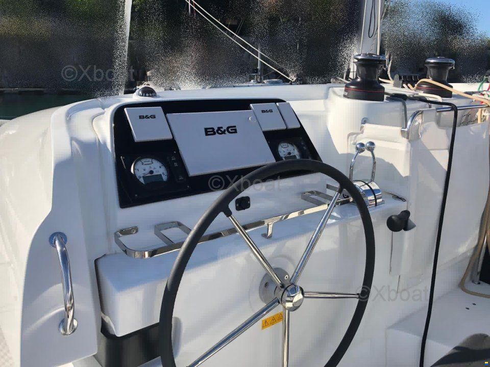 Lagoon 42