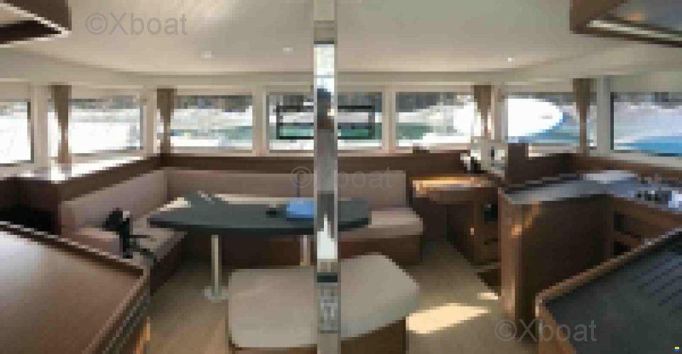 Lagoon 42