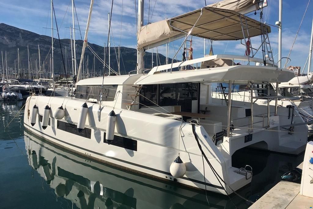 Dufour Catamarans 48