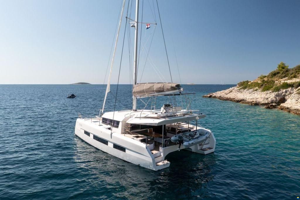 Dufour Catamarans 48