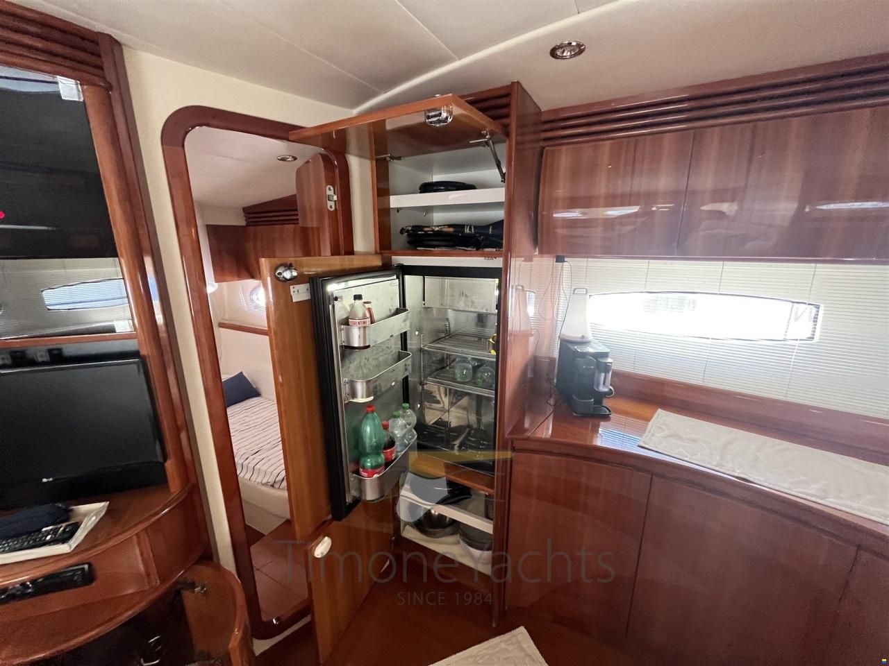 Pershing 46'