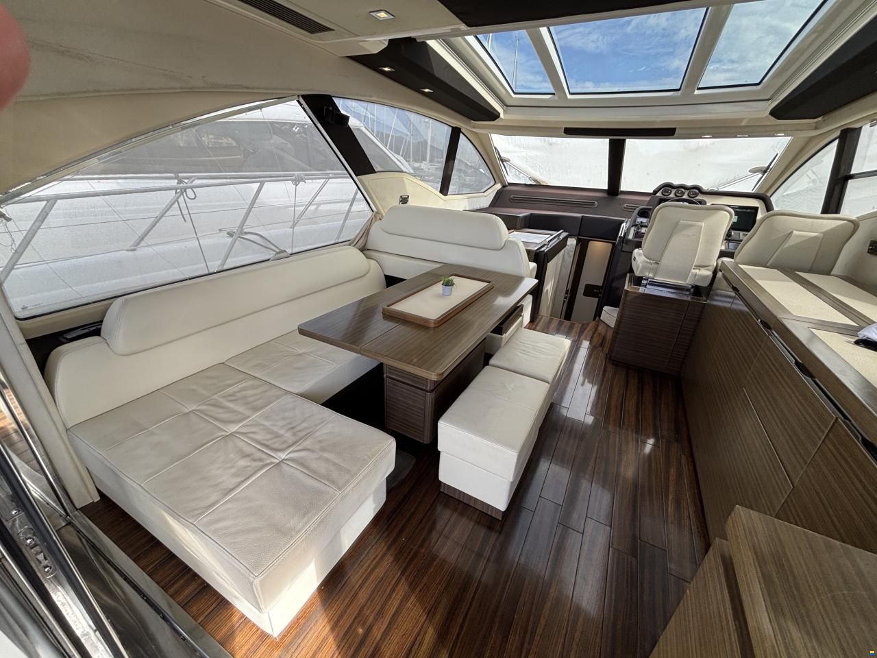 Azimut 55s