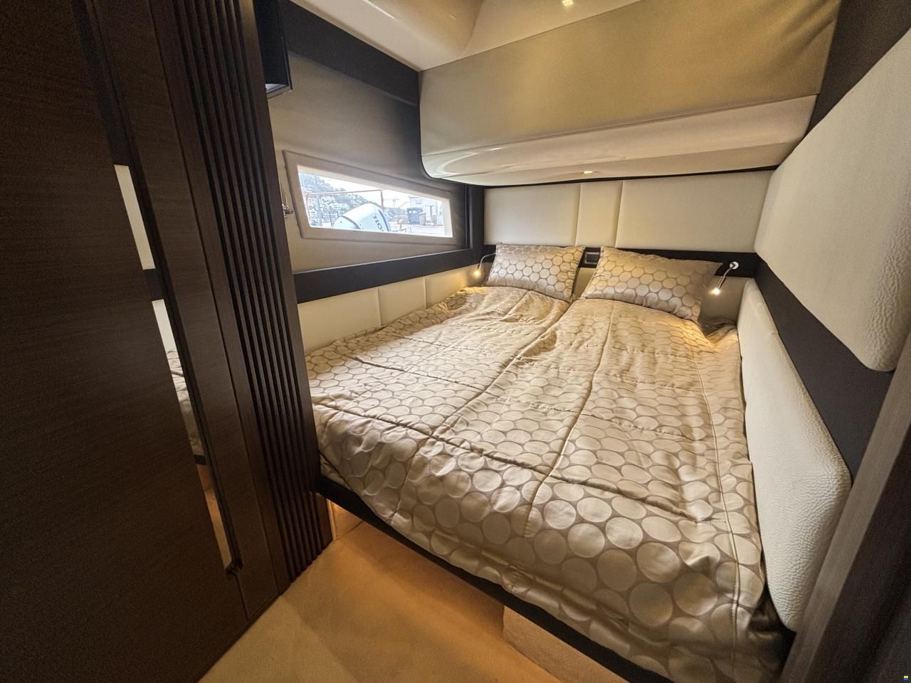Azimut 55s