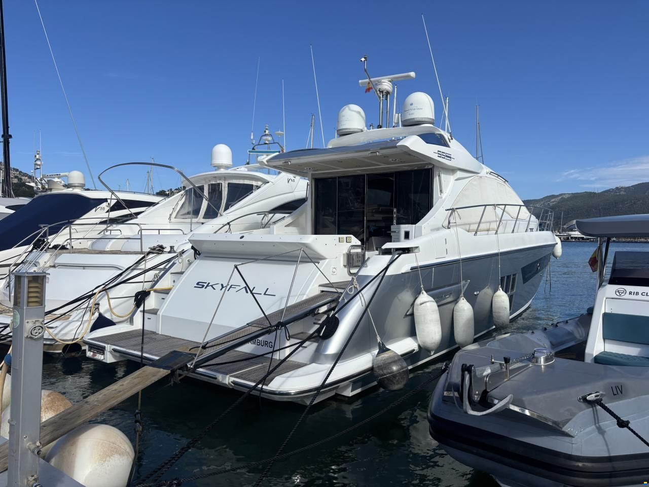 Azimut 55s